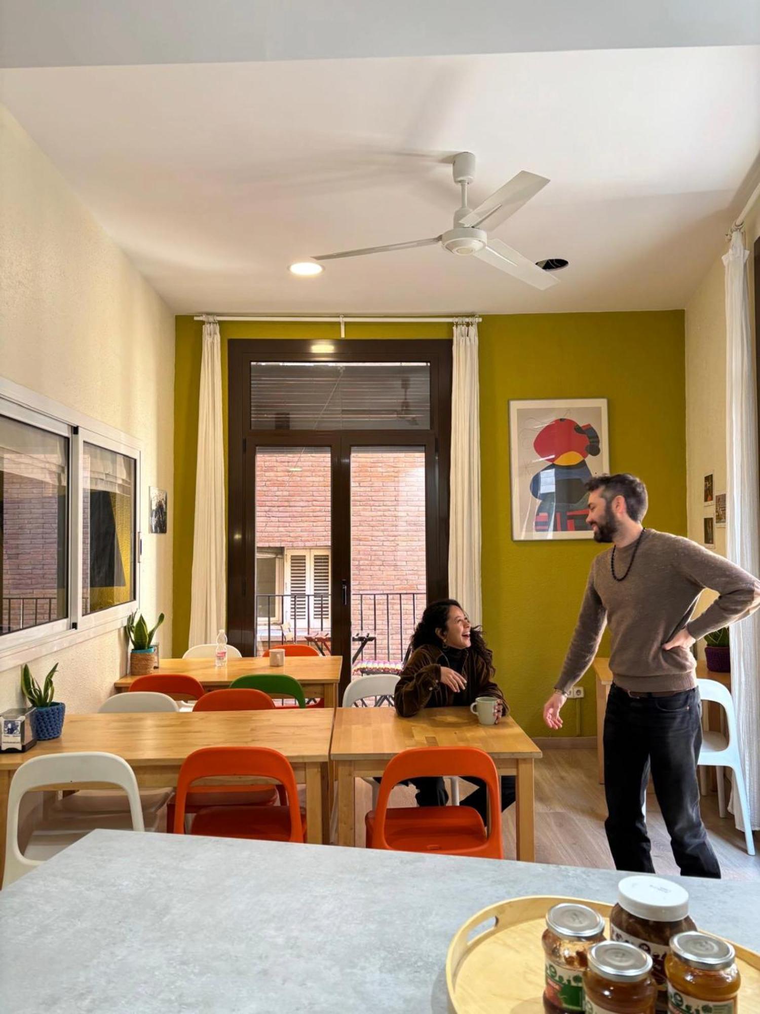 Itaca Hostel Барселона Екстер'єр фото
